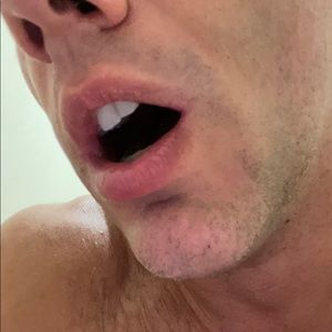 Meet your Posher, Max